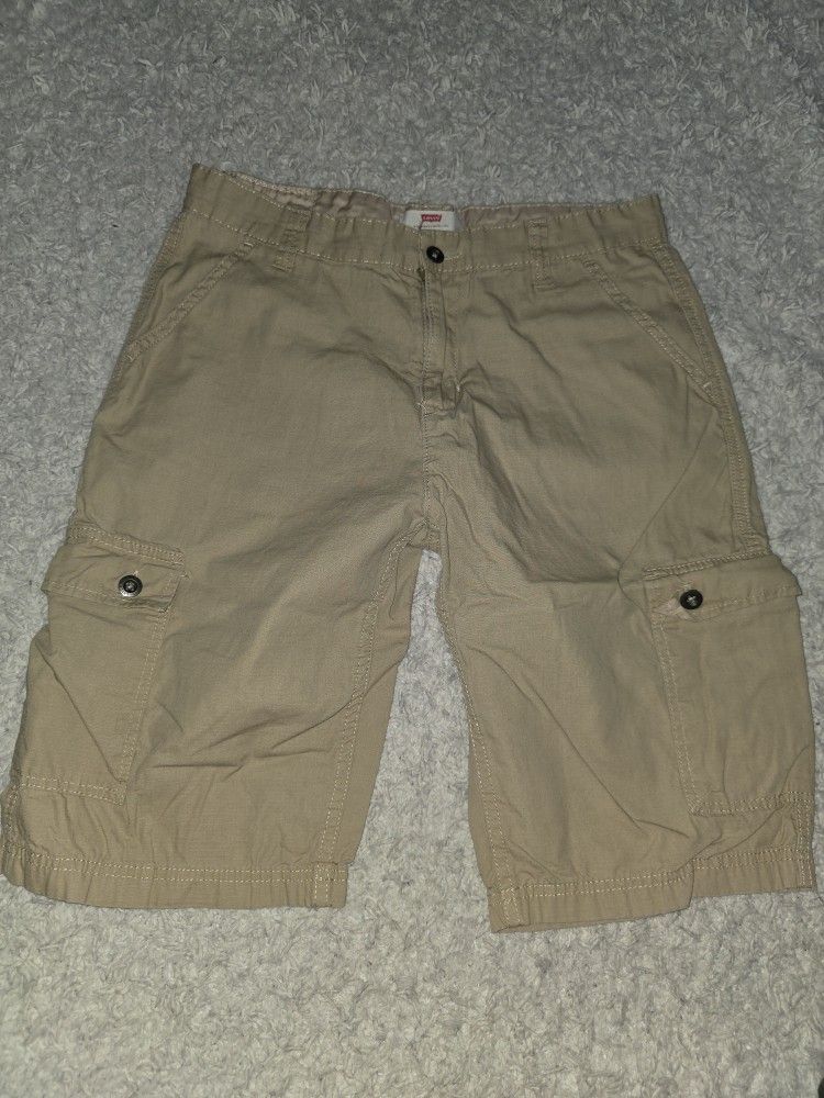 BOYS SIZE 20 LEVI SHORTS