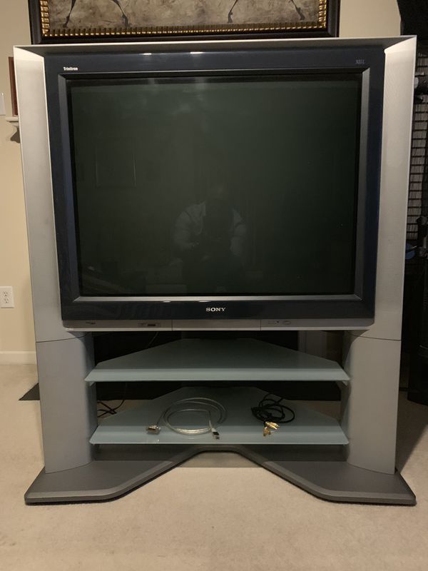 SONY FLAT SCREEN KV-40XBR800 WITH STAND GREAT CONDITION!