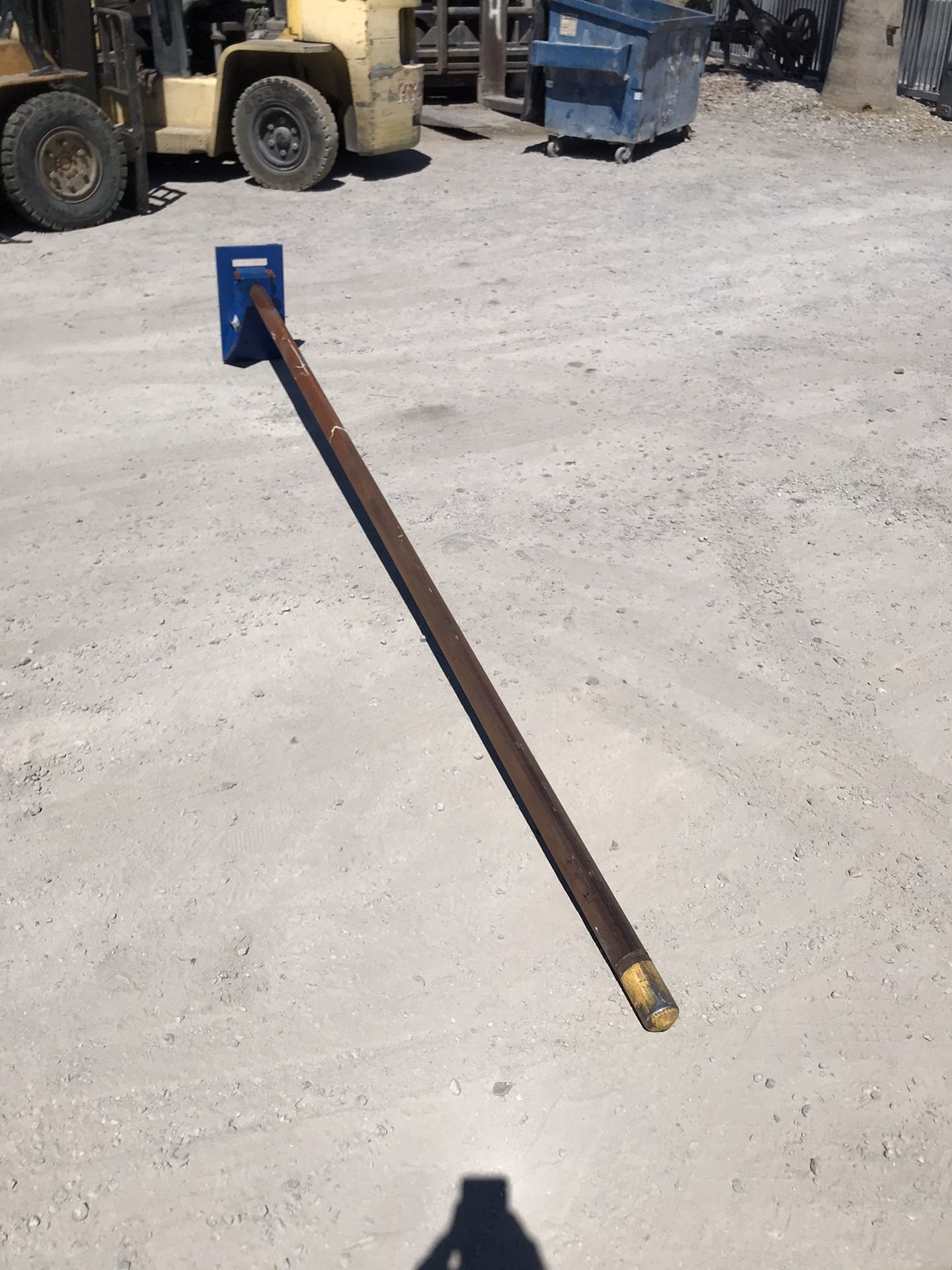 Forklift Carpet Pole 12’ Class 2 for Sale in North Las Vegas, NV