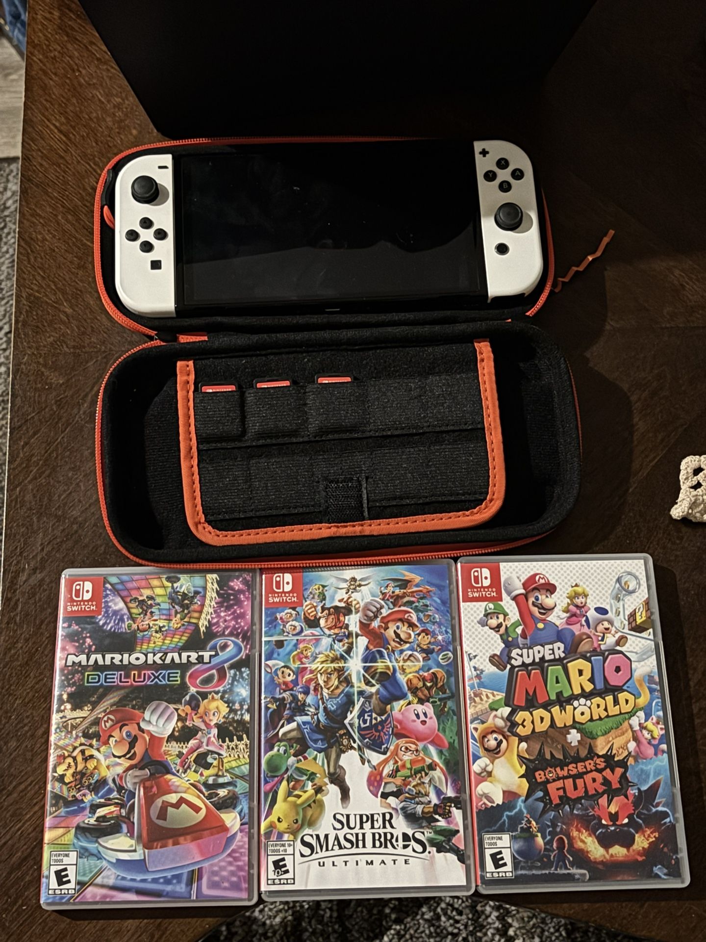 Nintendo Switch Oled With everything in pictures!
