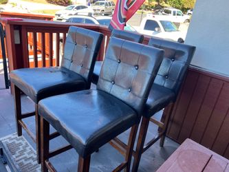 ✨Ashley Furniture Counter-Height Dining Set – $500 OBO ✨