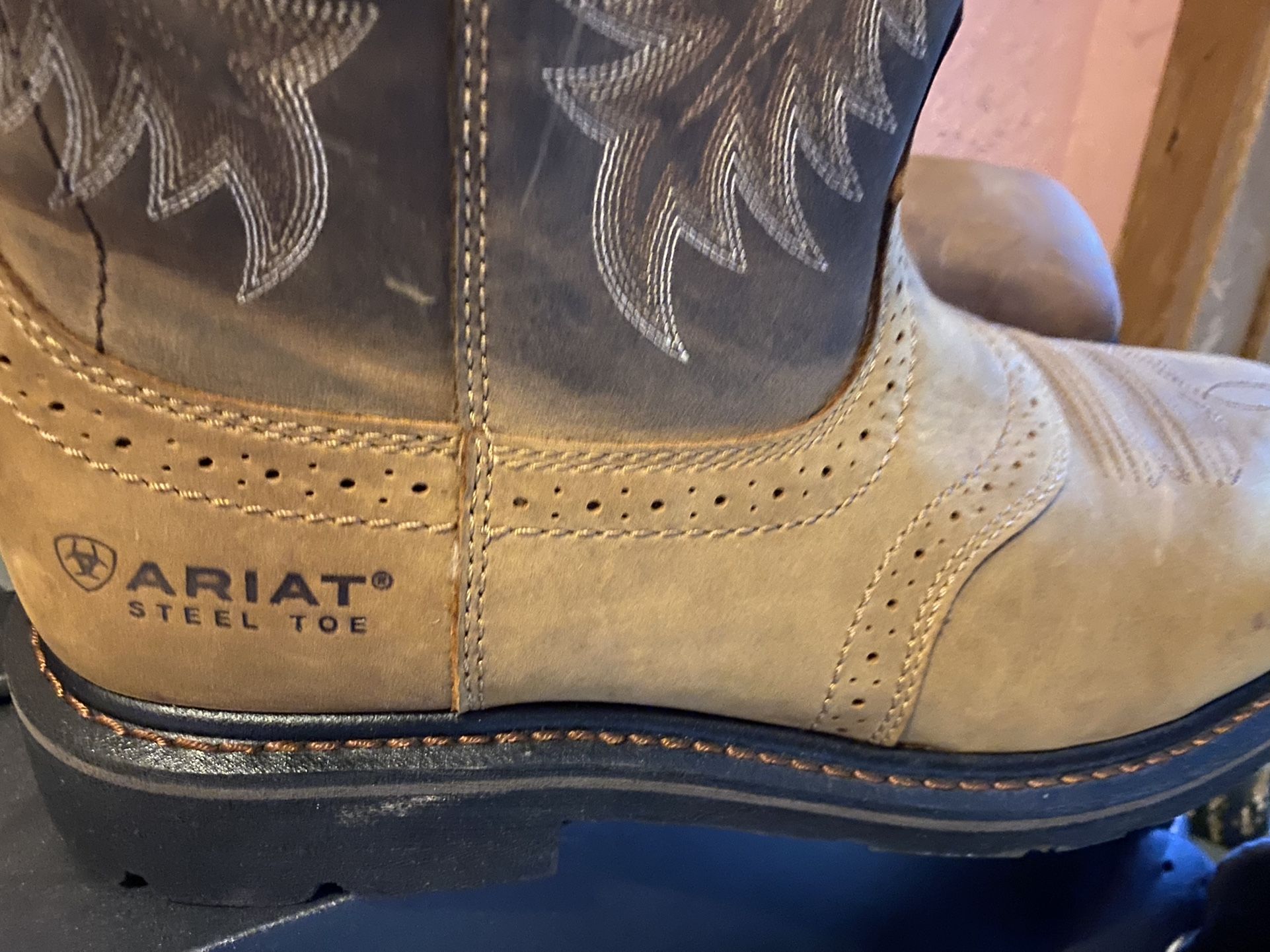 Ariat Steel Toe Work Boot Size 10/$140 OBO 