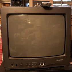 13” CRT TV w Original Remote, Excellent Condition, Toshiba 