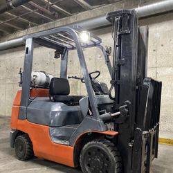 GREAT Toyota M7 forklift for sale 