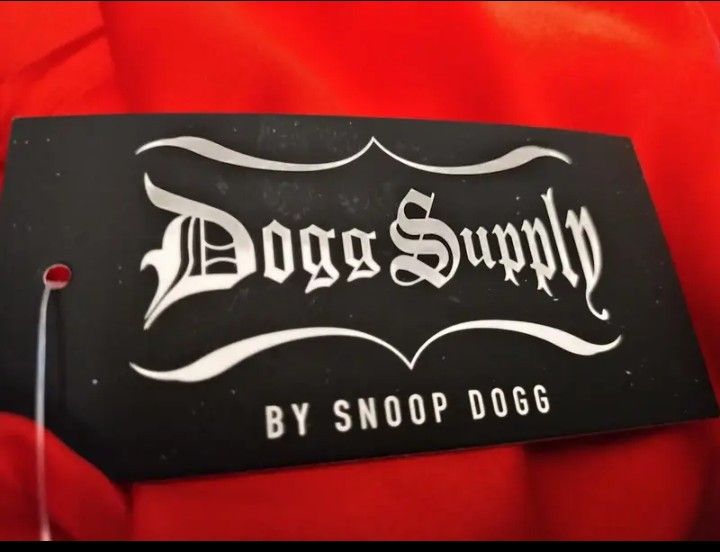 Dogg Supply by Snoop Dogg Mens Poly Satin Robe.... CHECK OUT MY PAGE FOR MORE ITEMS