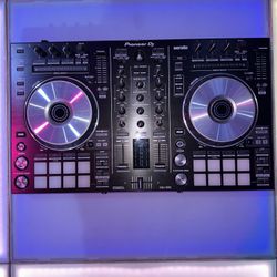 DDJ SR2 