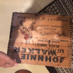Vintage Johnnie Walker Black Label Wood Box