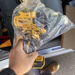 Dewalt  20v Brushless Drill 