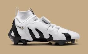 Nike DT 96 Football Cleats 