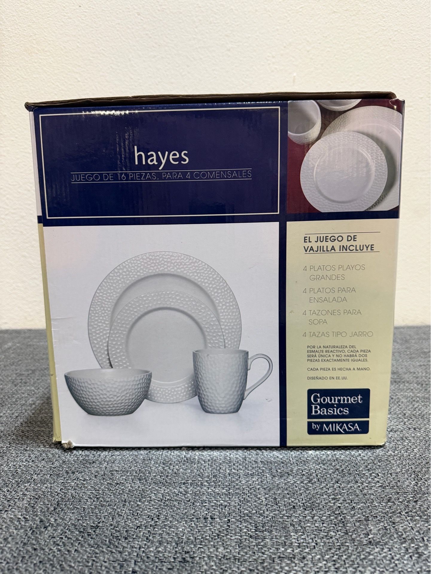 Mikasa Gourmet 16-Piece Dinnerware Set BRAND NEW