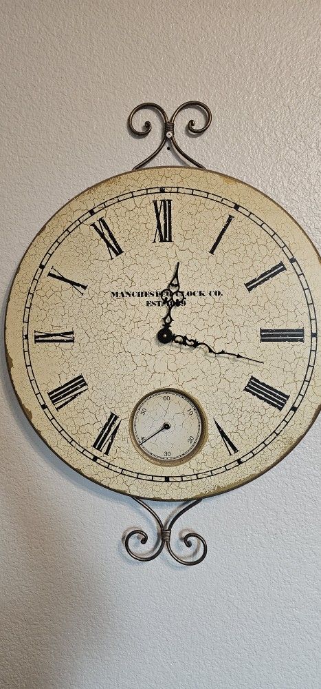 Manchester Clock Co. Est. 1869.