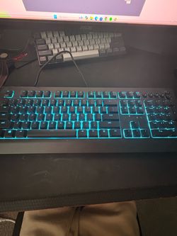 Razer cynosa v2 pro gaming keyboard