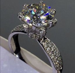 New 18 k white gold engagement ring wedding ring set