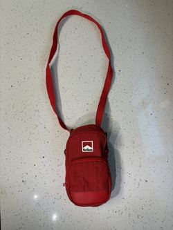 Marlboro Small Red Shoulder Bag – Vintage 90s
