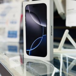 iPhone 16 Pro Max (Factory Unlocked) 