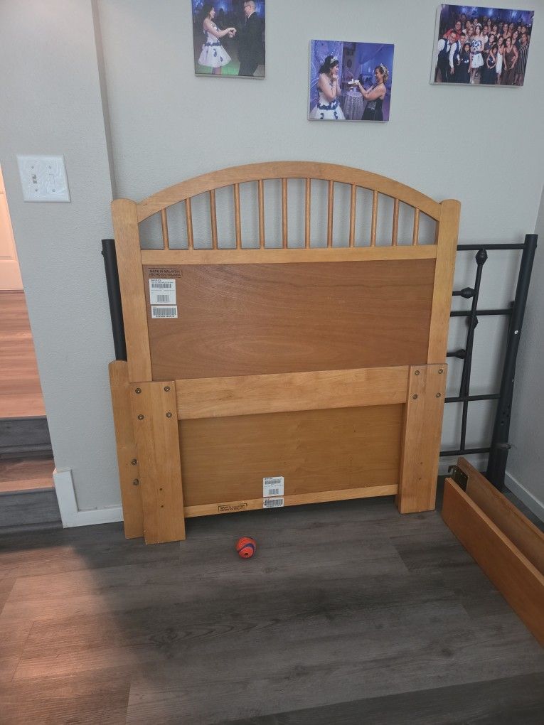 Twin Bed