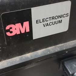 Brand New 3M Electronics Vacuum 