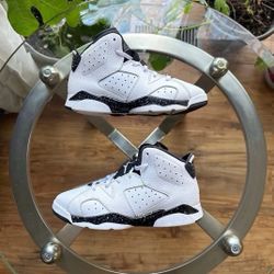 Size 3Y - Air Jordan 6 Retro Reverse Oreo OG White Black 2023