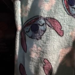 STITCH FAUX BLANKET
