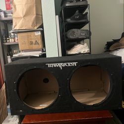Dual 12 Inch Enclosed Subwoofer Box