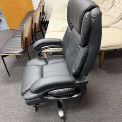 Heavy Duty Big and Tall Office Chair 500lbs with Adjustable Lumbar Support,High Back Office Chair for Adults