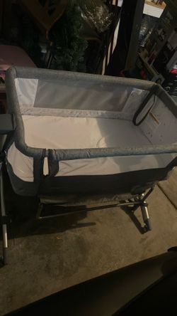 Dream On Me Bassinet