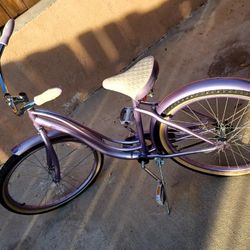 Schwinn 24"  Legacy Girls Lavender Cruiser Bicycle 