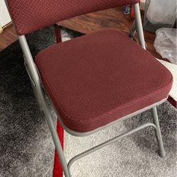 Folding Cushioned Chair