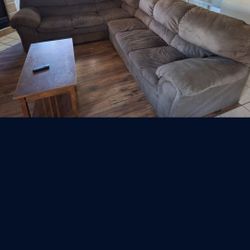 Sectional Couch Free