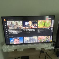 40” Tv Barley Used 