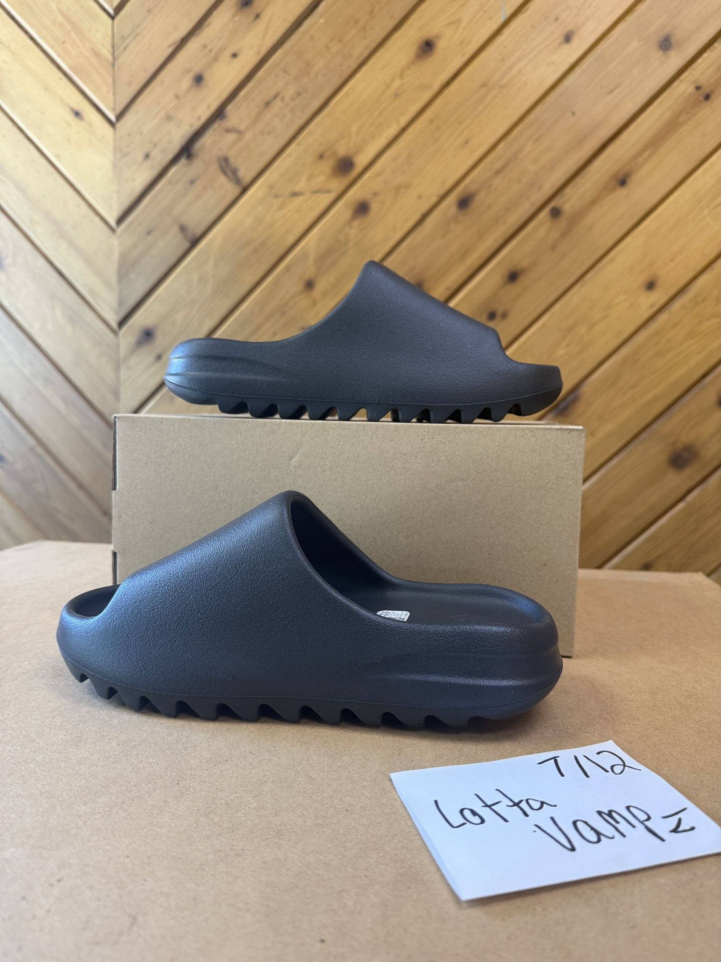 Adidas Yeezy Slide Onyx Size 7