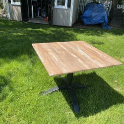 Outdoor Tables 