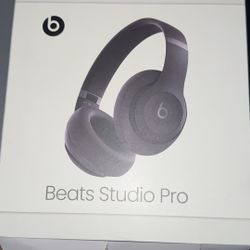 Beats Studio Pro