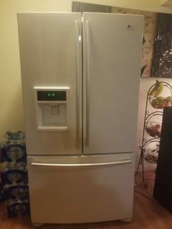 LG REFRIGERATOR 3 DOORS