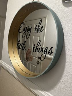 Mirror 19 Inches