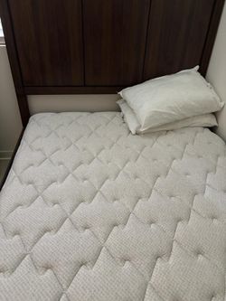 Queen Size Mattress And Frame 