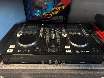 Complete Edison Professional Mobile DJ Setup - Speakers, Scratch Mixer, Case & Stand (Plug & Play)