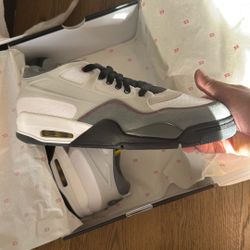 Air Jordan 4 RM -Size 11 - BRAND NEW