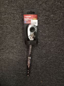 HUSKY 1/2 inch SOCKET RATCHET