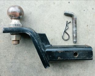 Putnam Tow Hitch - Class III Ball Mount - Maximum Gross Trailer Weight (MGTW) 6,000 lbs