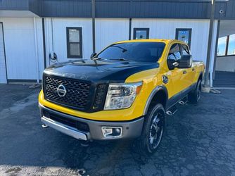 2016 Nissan TITAN XD