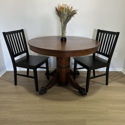 Solid Wood Antique Quarter-Sawn Oak Clawfoot Pedestal Dining Table