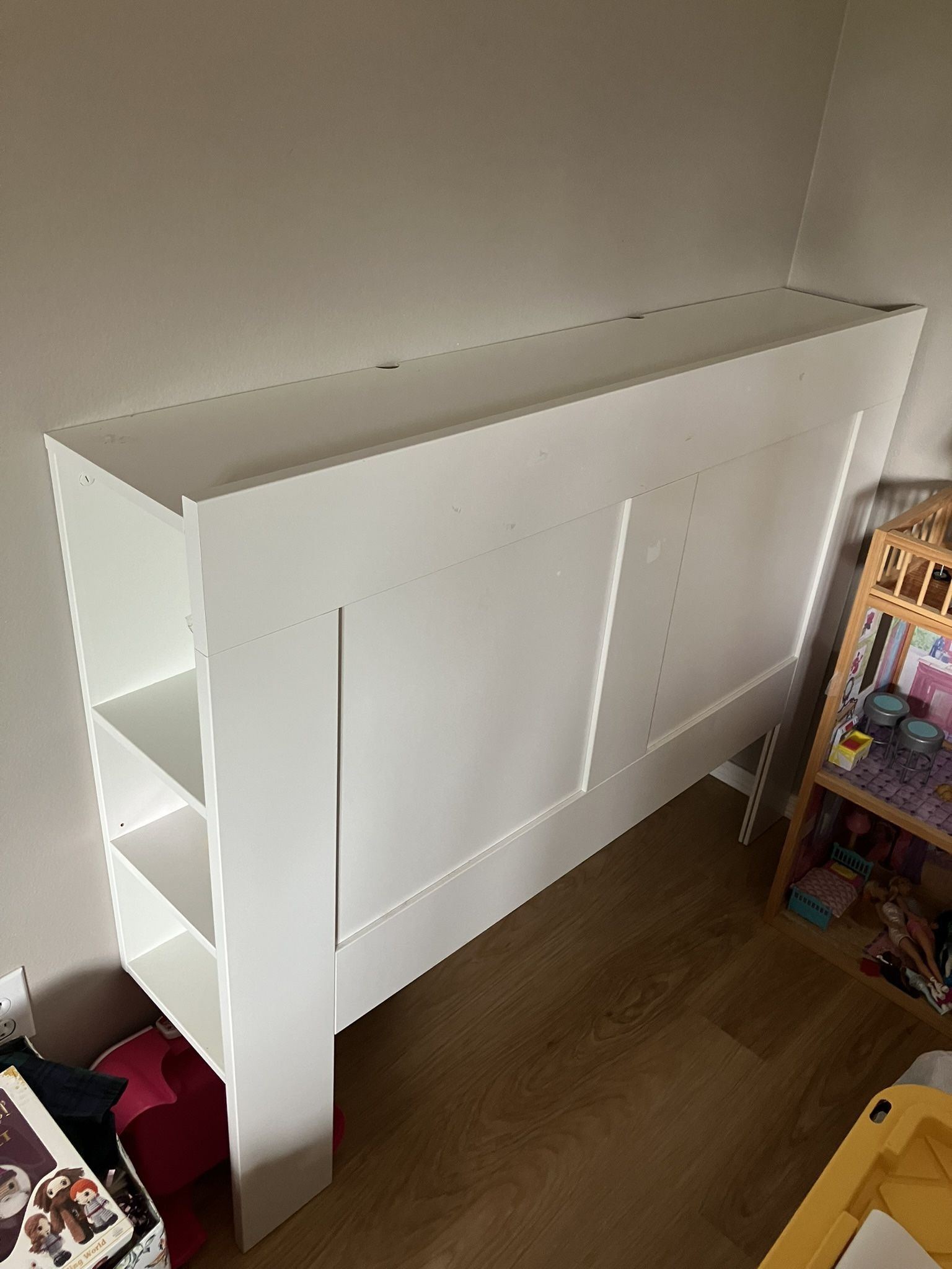 Headboard With Shelves