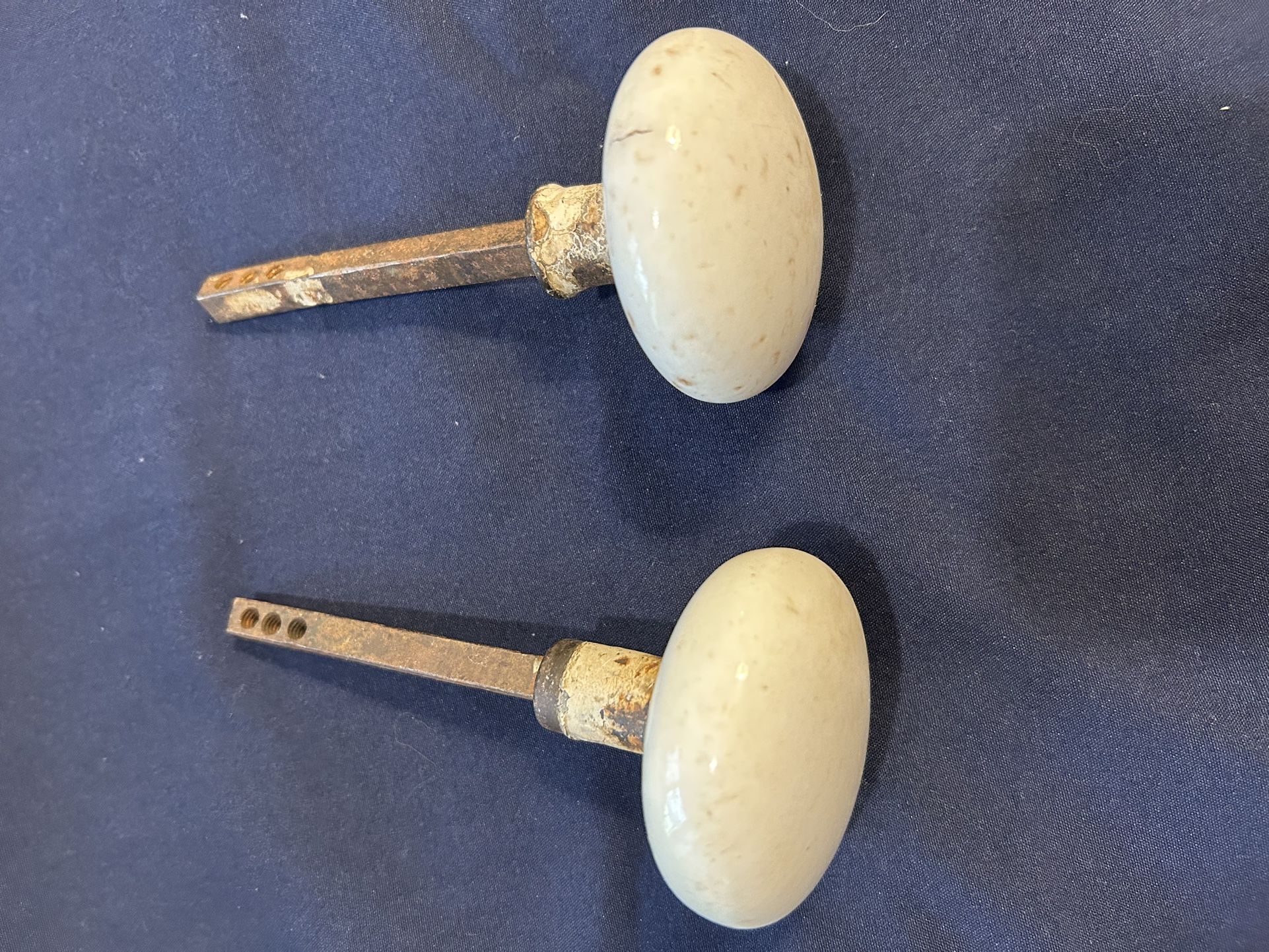 Set A Four Porcelain Door Knobs