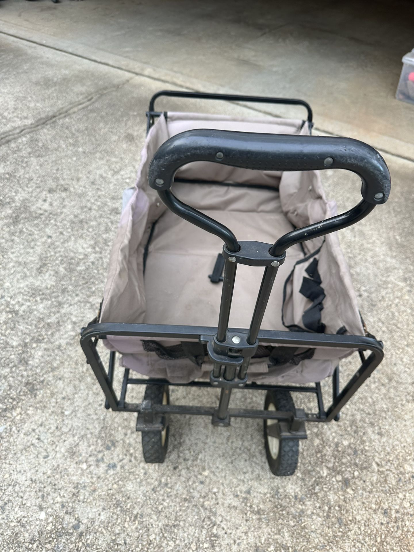 Costco Foldable Wagon