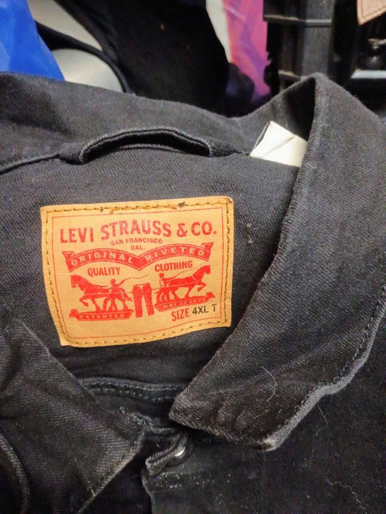 Levi Black Jacket