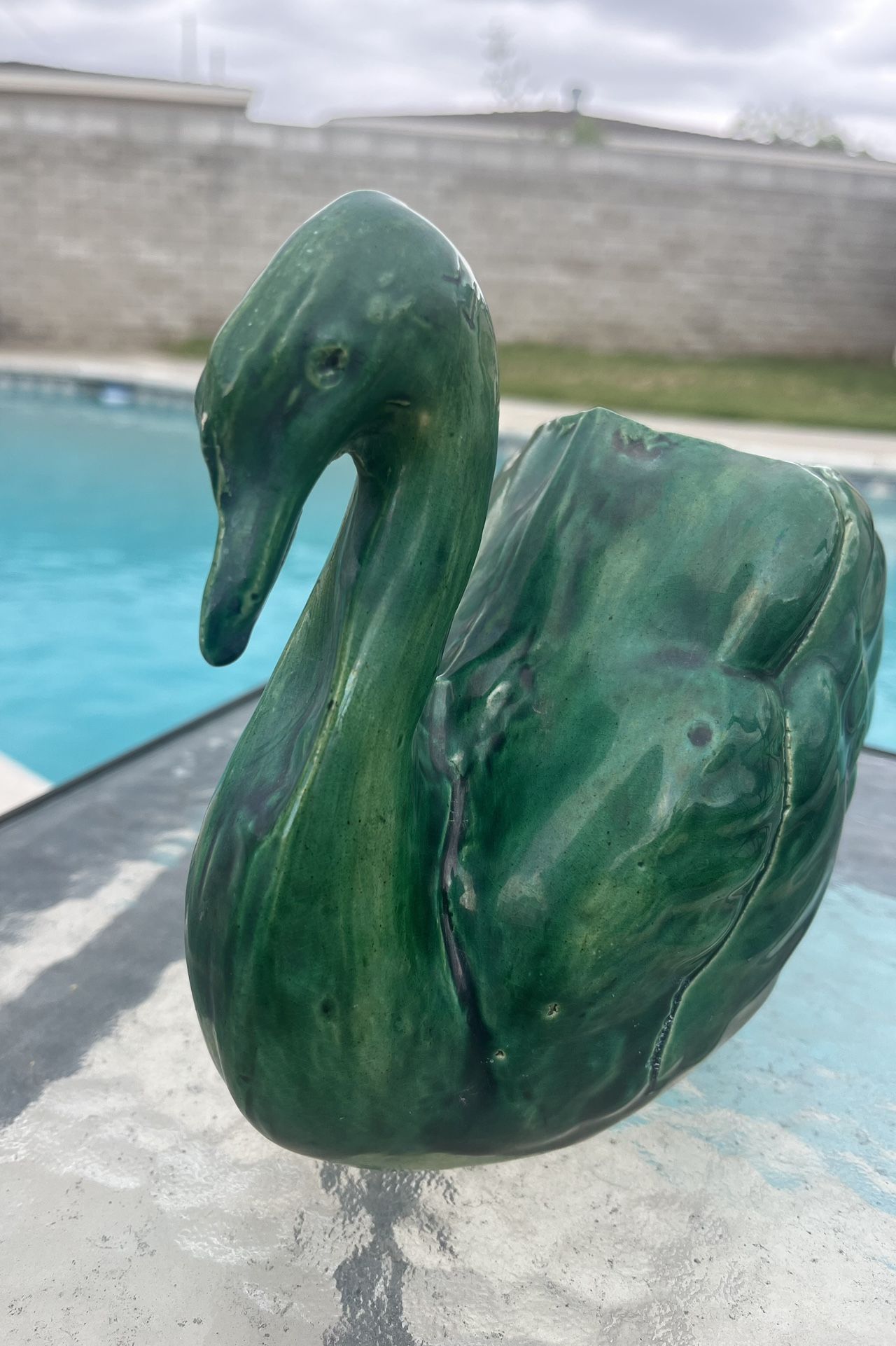 Green Swan Ceramic Planter
