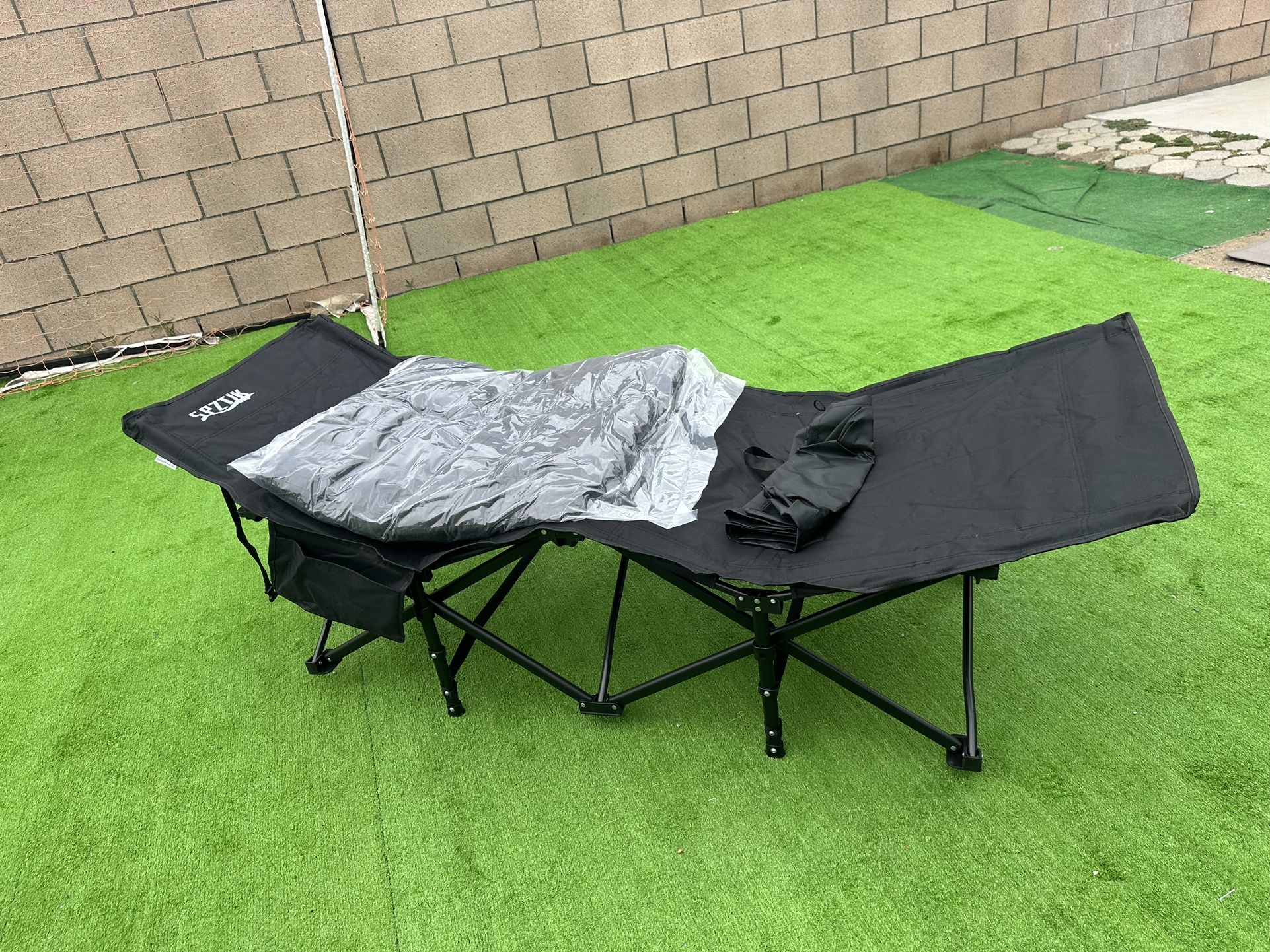 Camping Cot With Fluffy Mattress New $$50