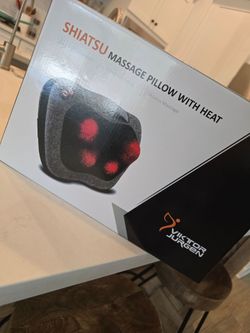 Shiatsu massage pillow with heat