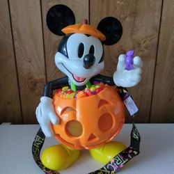 Disney Parks - Mickey Mouse popcorn candy bucket with necklace lanyard